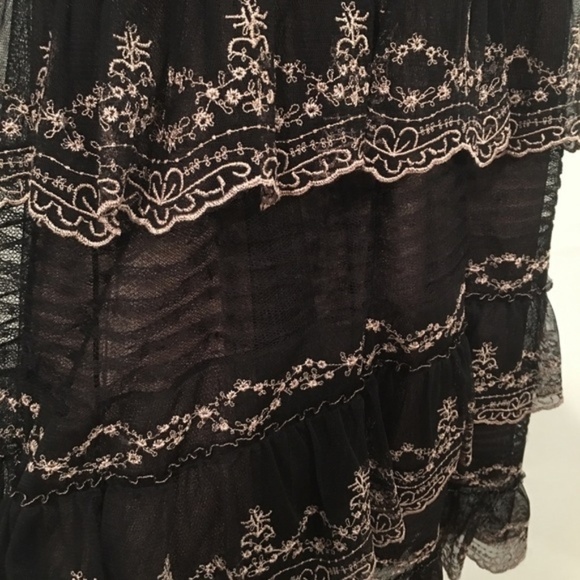 BCBGMaxazria |Tiered Black & Ivory Strapless Dress - Picture 7 of 8